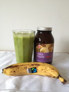 Grüner Smoothie Lotusblüte