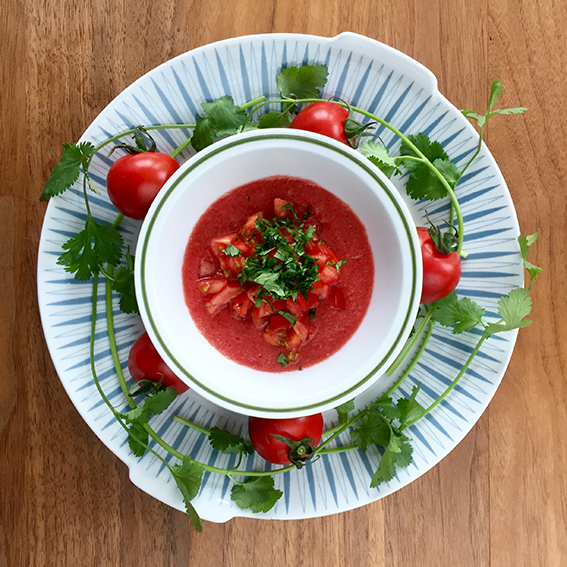 Tomatensalsa mit Flohsamen-Schalen